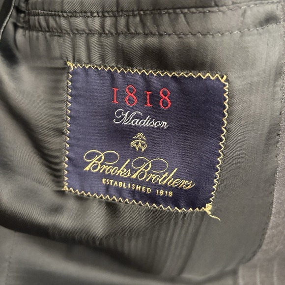 Brooks Brothers Made In ITALY 1818 Madison hand tailored two button suit 42L W34 - Picture 6 of 15